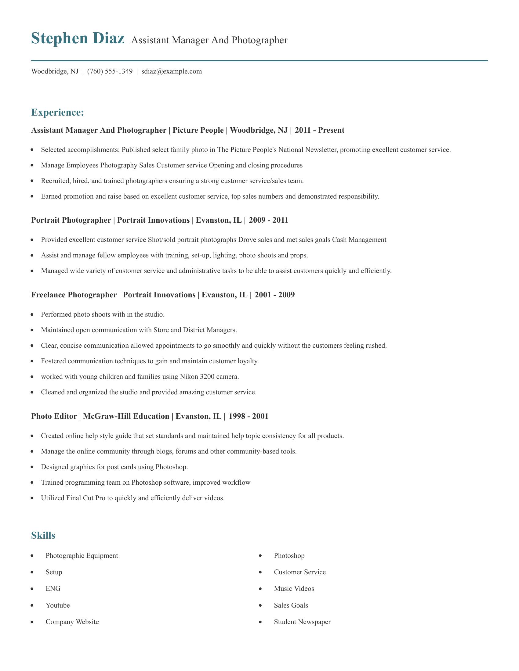 Assistant Manager And Photographer resume example